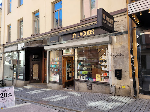 Keratin hair straightening salons Stockholm