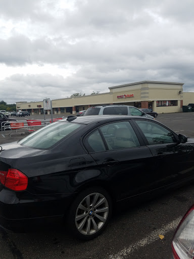 Discount Store «Big Lots», reviews and photos, 968 N Colony Rd, Wallingford, CT 06492, USA