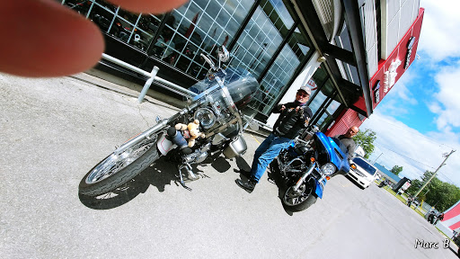 Sites pour faire un stage en moto Montreal