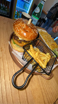 Plats et boissons du Restaurant halal Yakoups Burger à Les Essarts-le-Roi - n°4