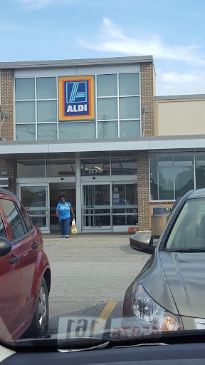 Supermarket «ALDI», reviews and photos, 22300 Lakeshore Blvd, Euclid, OH 44123, USA