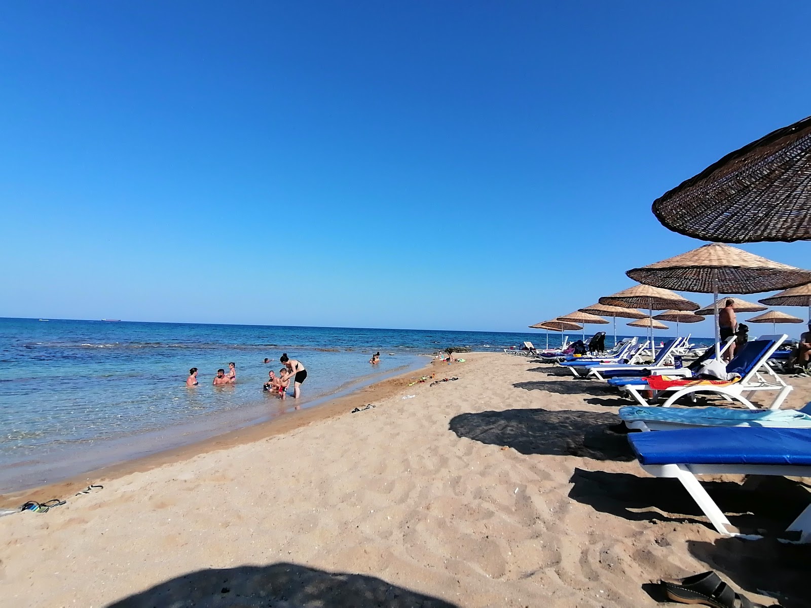 Fotografie cu Plaja Salamis zonele de facilități