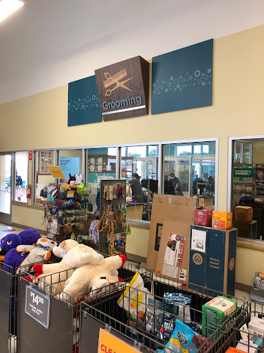 Pet Supply Store «Petco Animal Supplies», reviews and photos, 4820 South Baldwin Road #3B, Orion Township, MI 48359, USA