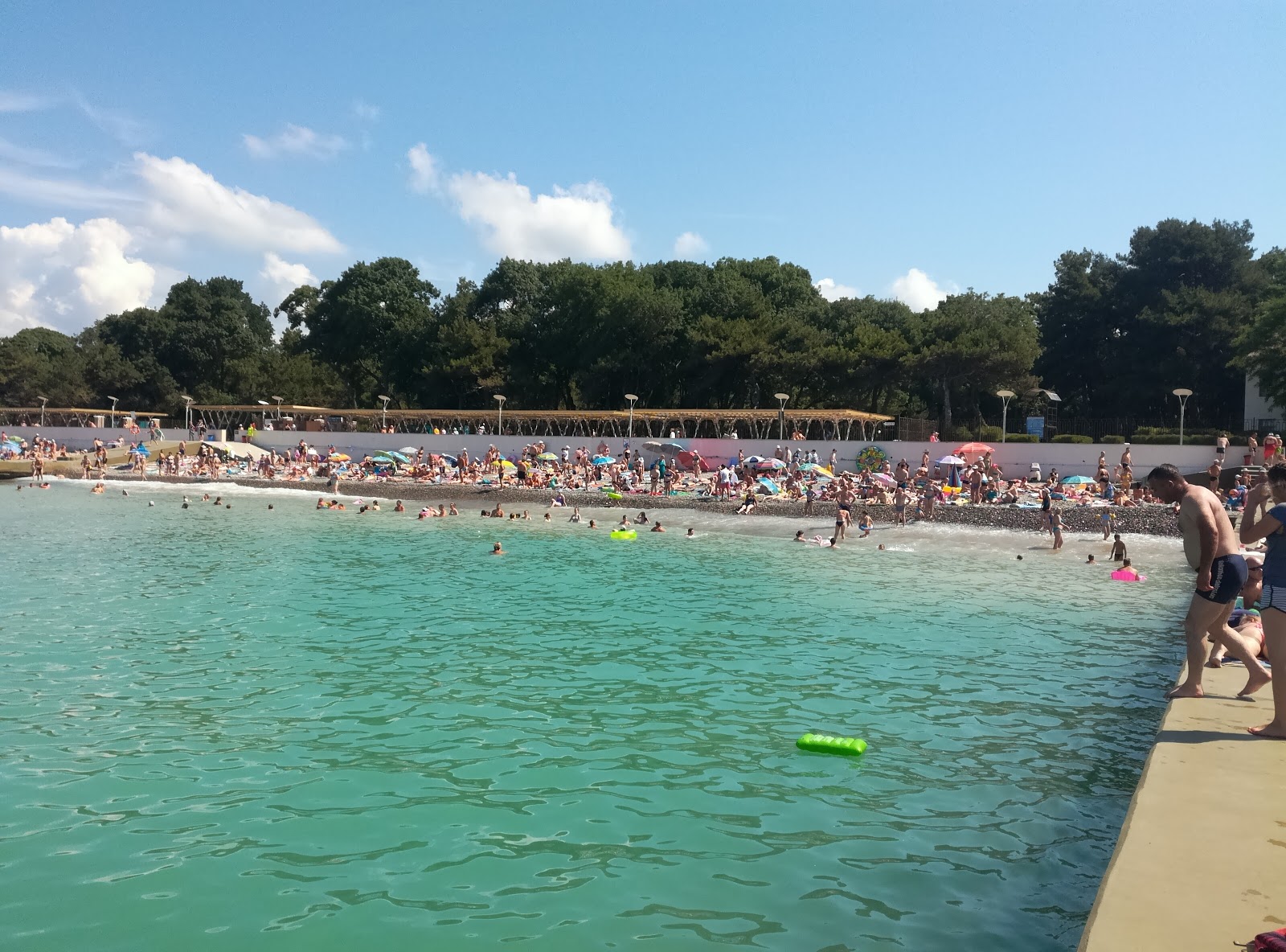 Foto van Beach Divnomorskoe voorzieningenruimte