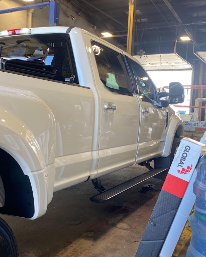 Auto Repair Shop «Lester Auto Repair», reviews and photos, 17-19 Vernon St, Chelsea, MA 02150, USA