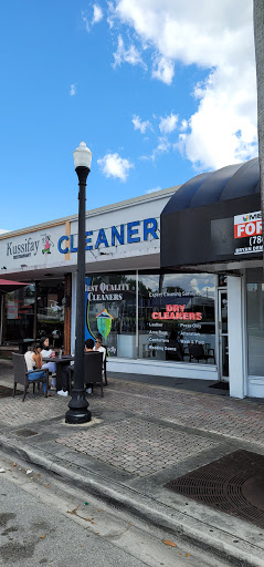 Dry Cleaner «World Best Dry Cleaners», reviews and photos, 2654 Hollywood Blvd, Hollywood, FL 33020, USA