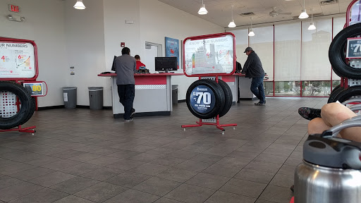 Tire Shop «Discount Tire Store - Mesa, AZ», reviews and photos, 2030 S Country Club Dr, Mesa, AZ 85210, USA