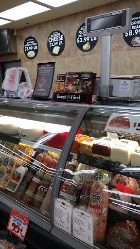 Grocery Store «Villa Park Fruit Market», reviews and photos, 302 W North Ave, Villa Park, IL 60181, USA