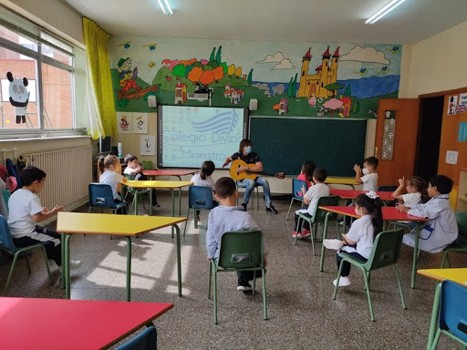 Colegio Divino Maestro Fundación Educativa en Palencia