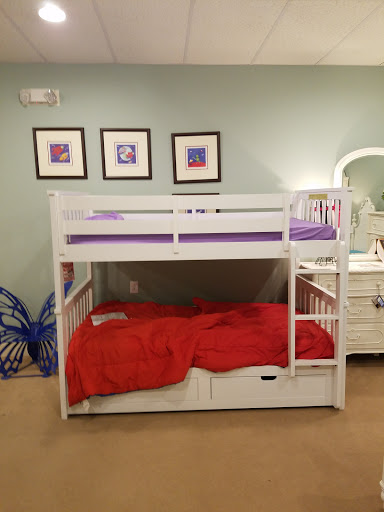 Furniture Store «Schmitt Furniture», reviews and photos, 101 E Main St, New Albany, IN 47150, USA