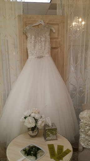 Bridal Shop «Simply Elegant Couture Bridal and Prom», reviews and photos, 410 E Wright St, Pensacola, FL 32501, USA