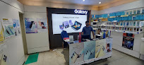 Bhandari Mobile, Samsung Company Showroom