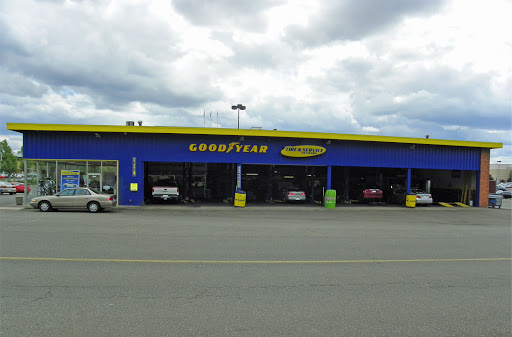 Auto Repair Shop «Courtesy Auto Service & Tire of Tacoma», reviews and photos, 4502 S Steele St #701, Tacoma, WA 98409, USA