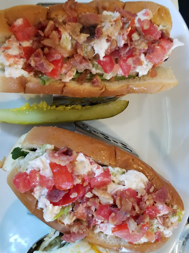 Gourmet Grocery Store «Green Turtle Market», reviews and photos, 855 E Eau Gallie Blvd, Satellite Beach, FL 32937, USA