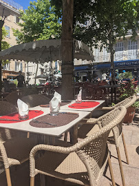 Atmosphère du Restaurant français Lamparo - Restaurant Marseille - n°4