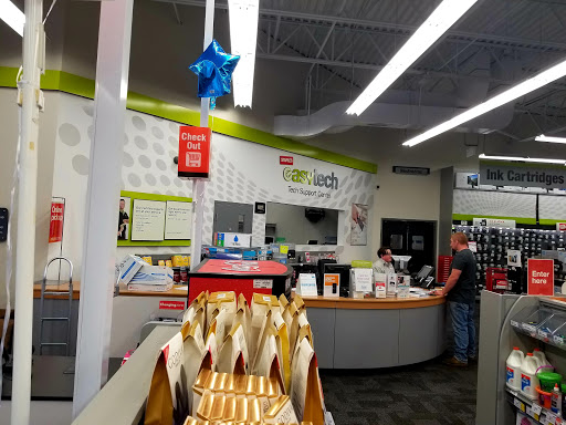 Office Supply Store «Staples», reviews and photos, 654 N West End Blvd, Quakertown, PA 18951, USA