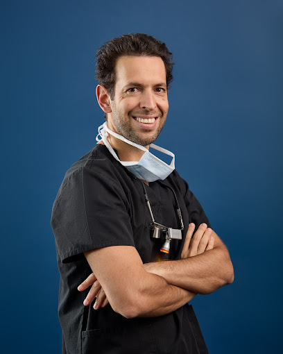 Dr Gary Finelle - Implantologie Paris