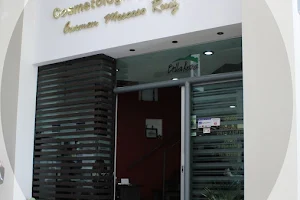 Clinica de Cosmetología Carmen Moscoso image