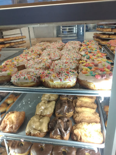 Donut Shop «Ms Donuts & Ice Cream», reviews and photos, 301 E Lake Ave, Watsonville, CA 95076, USA