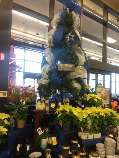 Grocery Store «Tom Thumb», reviews and photos, 612 Grapevine Hwy, Hurst, TX 76054, USA