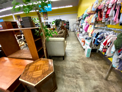 Thrift Store «Goodwill Central Texas - Oak Hill Store», reviews and photos