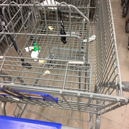 Grocery Store «Kroger», reviews and photos, 15255 Michigan Ave, Dearborn, MI 48126, USA