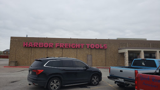 Hardware Store «Harbor Freight Tools», reviews and photos, 303 W Camp Wisdom Rd, Duncanville, TX 75116, USA