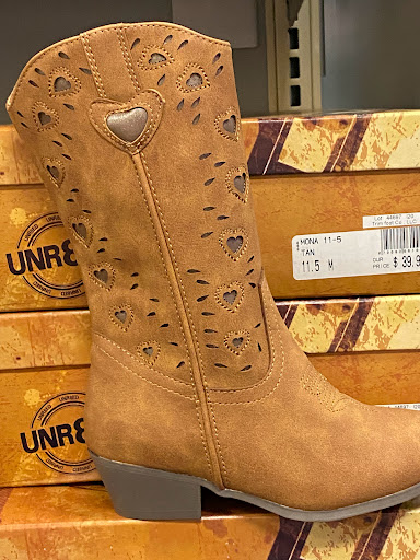 Shoe Store «Shoe Carnival», reviews and photos, 466 Pinnacle Pkwy, Bristol, TN 37620, USA