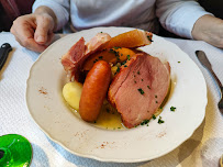 Choucroute d'Alsace du Restaurant de spécialités alsaciennes À La Tête De Lard à Strasbourg - n°2