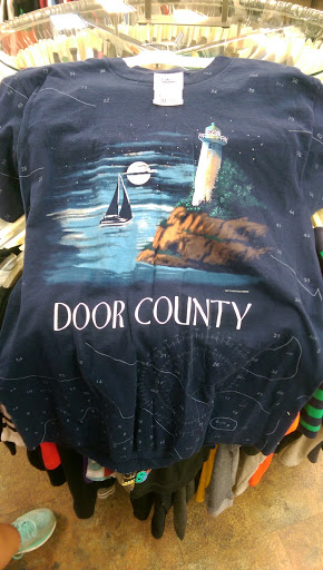 Used Clothing Store «Buffalo Exchange Austin», reviews and photos, 2904 Guadalupe St, Austin, TX 78705, USA