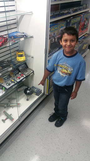 Hobby Store «HobbyTown USA», reviews and photos, 3303 N Central Expy #220, Plano, TX 75023, USA