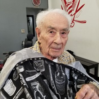 Barber Shop «A Little Off the Top Barber Shop», reviews and photos, 2712 MacArthur Blvd, Oakland, CA 94602, USA