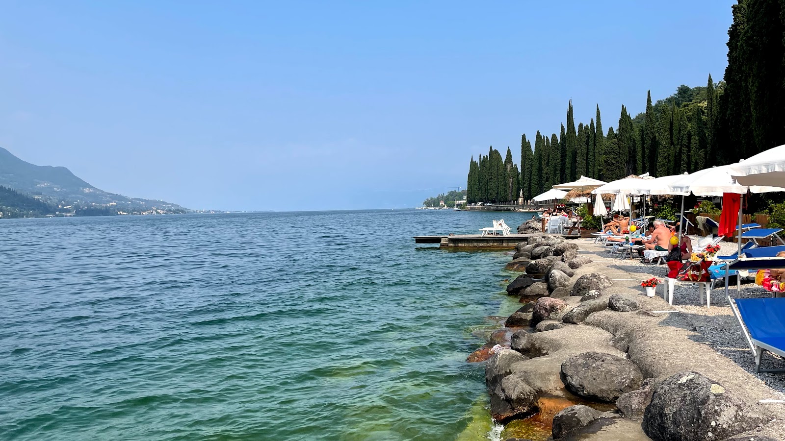 Zdjęcie Mokai Beach z powierzchnią turkusowa czysta woda