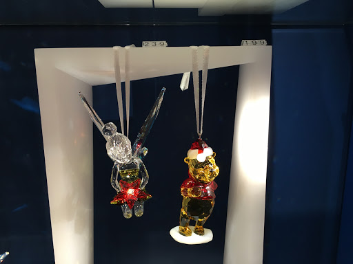 Jewelry Store «Swarovski Houston Galleria», reviews and photos, 5085 Westheimer Rd B3703, Houston, TX 77056, USA