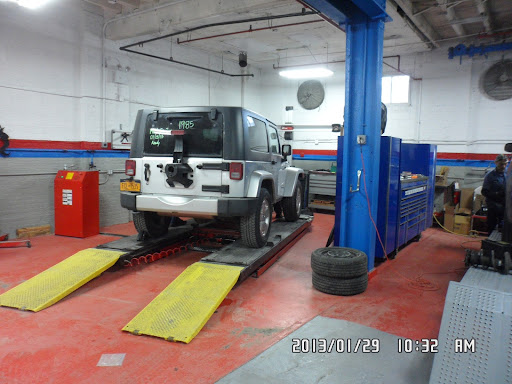 Auto Body Shop «Gotham City Collision», reviews and photos, 11-30 44th Rd, Long Island City, NY 11101, USA
