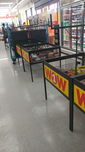 Dollar Store «FAMILY DOLLAR», reviews and photos, 261 Broad St, Manchester, CT 06040, USA