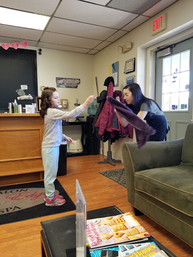 Beauty Salon «Elegant Edge Hair Salon and Day Spa», reviews and photos, 11 Phelps Way, Willington, CT 06279, USA