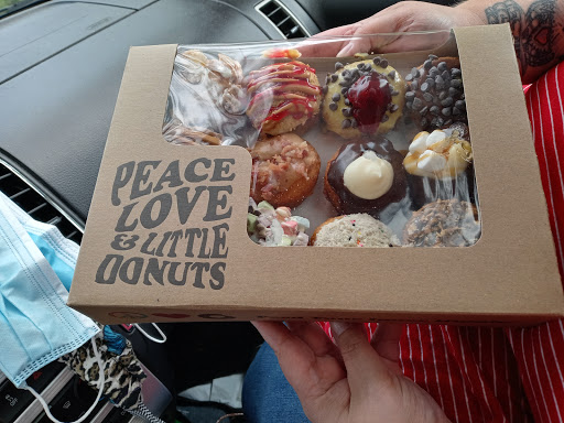 Donut Shop «Peace, Love & Little Donuts of Hudson», reviews and photos, 51 S Main St #4, Hudson, OH 44236, USA