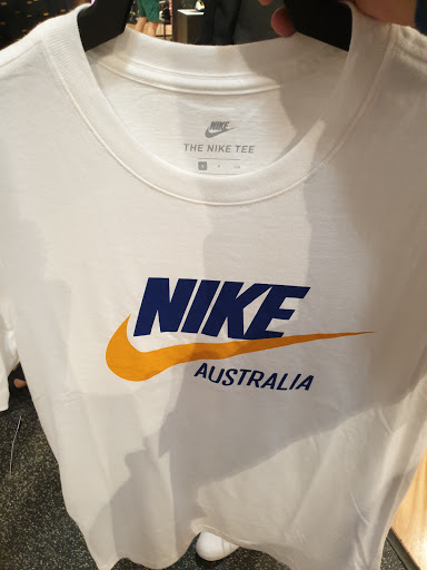 Stores to buy men's sweatshirts Melbourne