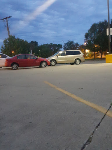 Grocery Store «Fareway Grocery», reviews and photos, 619 Burnett Ave, Ames, IA 50010, USA