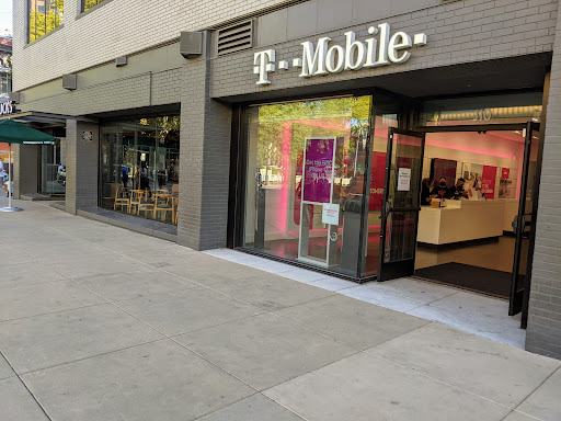 T-Mobile image