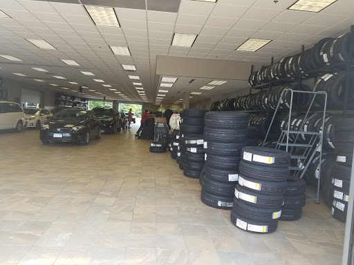 Toyota Dealer «Maplewood Toyota», reviews and photos, 2873 Maplewood Dr, Maplewood, MN 55109, USA