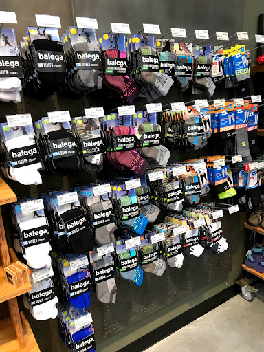 Camping Store «REI», reviews and photos, 350 Independence Blvd, Virginia Beach, VA 23462, USA