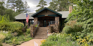 Starsmore Visitor and Nature Center