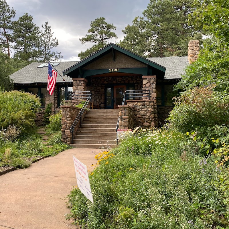 Starsmore Visitor and Nature Center