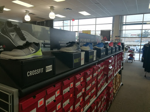 Shoe Store «Reebok Outlet», reviews and photos, 6974 Gateway Blvd E, El Paso, TX 79915, USA