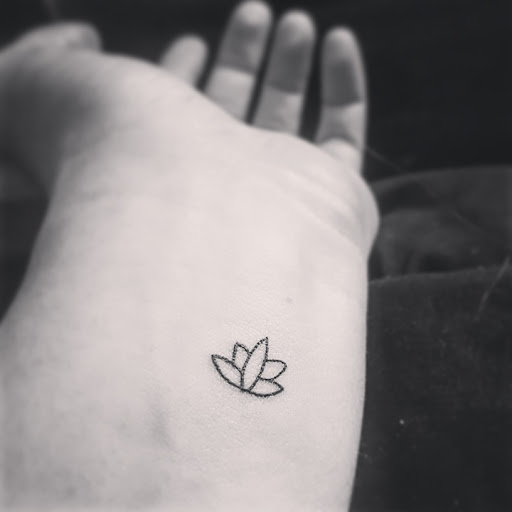 Tattoo Shop «Liquid Tattoo», reviews and photos, 16583 Old U.S. 27, Lansing, MI 48906, USA