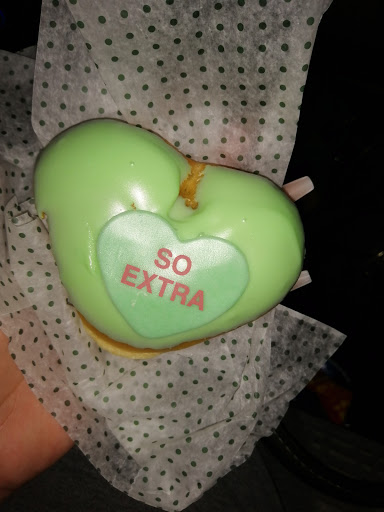 Bakery «Krispy Kreme Doughnuts», reviews and photos, 6627 San Dario Ave, Laredo, TX 78041, USA