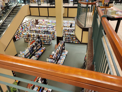 Book Store «Barnes & Noble», reviews and photos, 47 E Chicago Ave, Naperville, IL 60540, USA