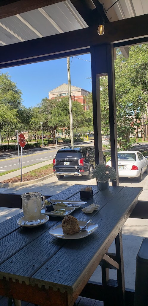 Susan's Courtside Cafe- Business Sold 34741